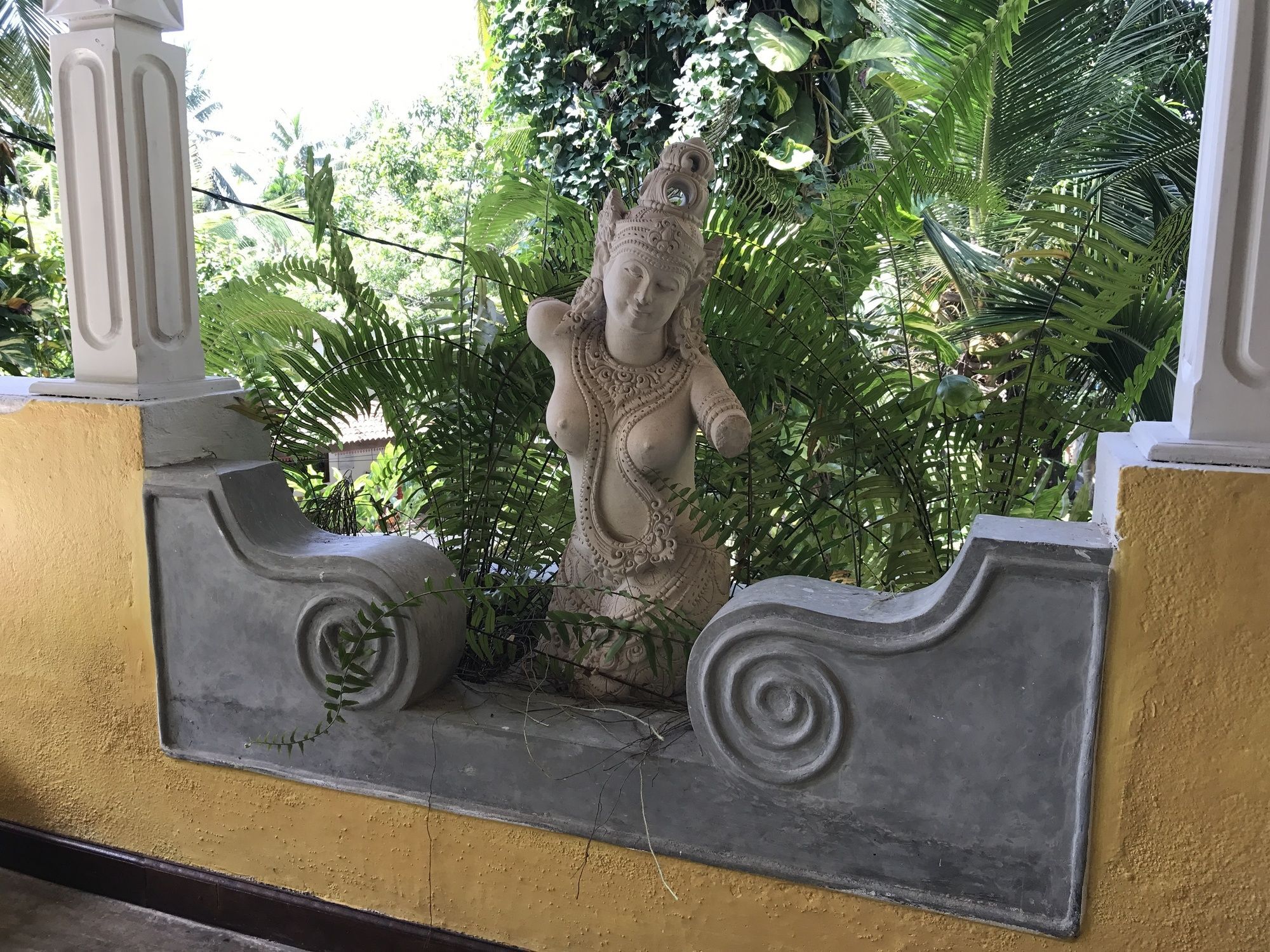 ธัมบาพานนี รีทรีท Hotel อูนาวาตูนา ภายนอก รูปภาพ
